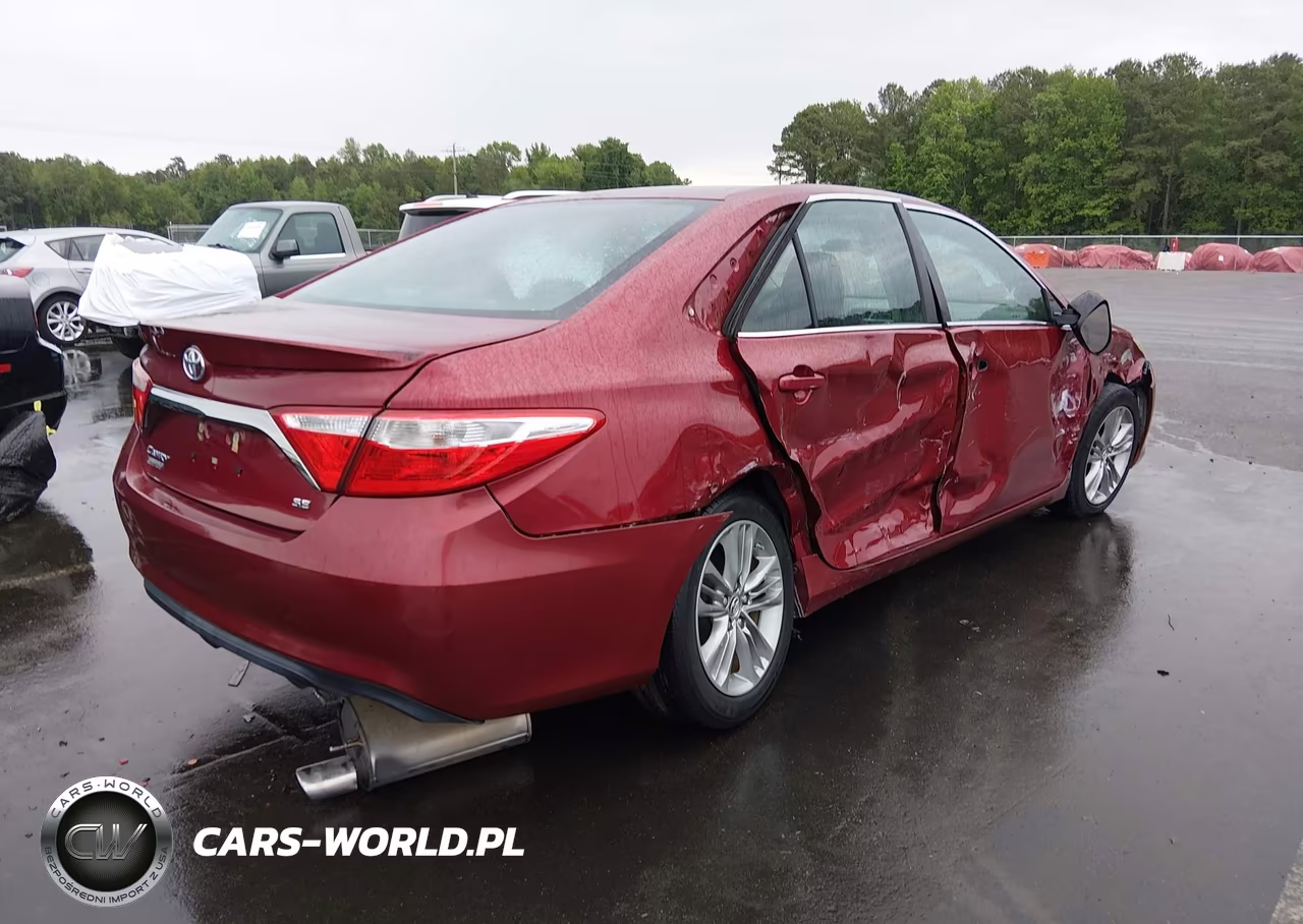 2016 Toyota Camry Se VIN:4T1BF1FK5GU518867 - 4