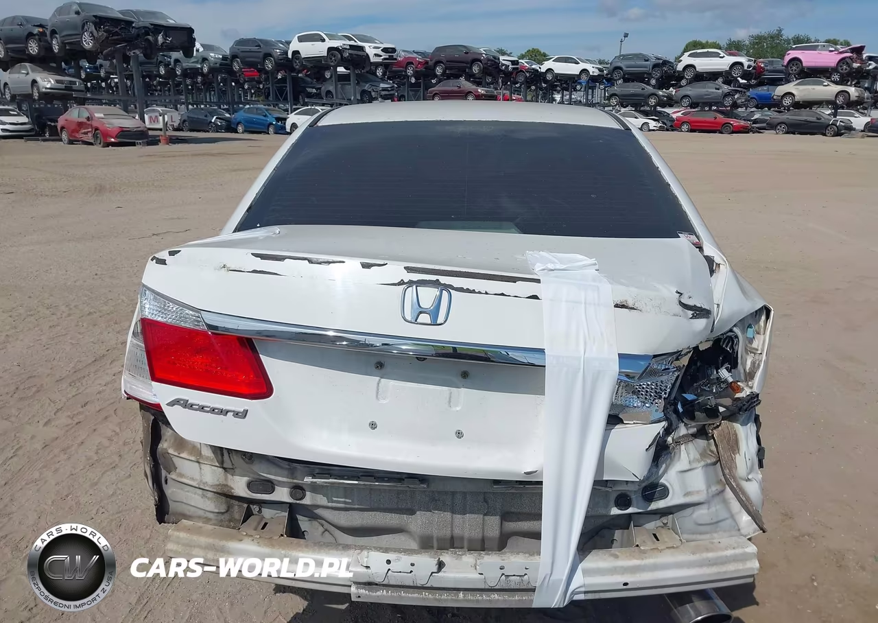 2013 Honda Accord Lx VIN:1HGCR2F35DA073379 - 17