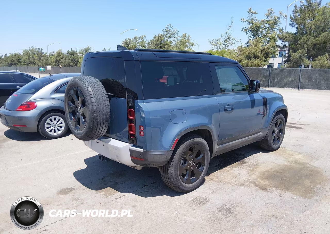 2024 Land Rover Defender 90 P300 S VIN:SALEJ6EX7R2297368 - 4