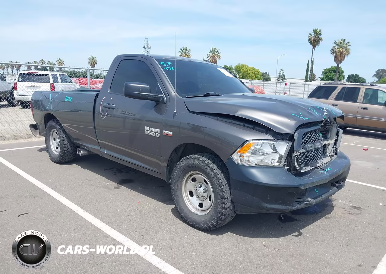 2017 Ram 1500 Tradesman 4X4 8' Box – zdjęcie 1 z 16
