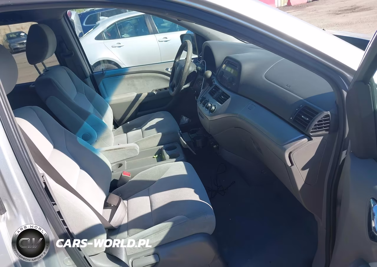 2010 Honda Odyssey Lx VIN:5FNRL3H25AB069145 - 5