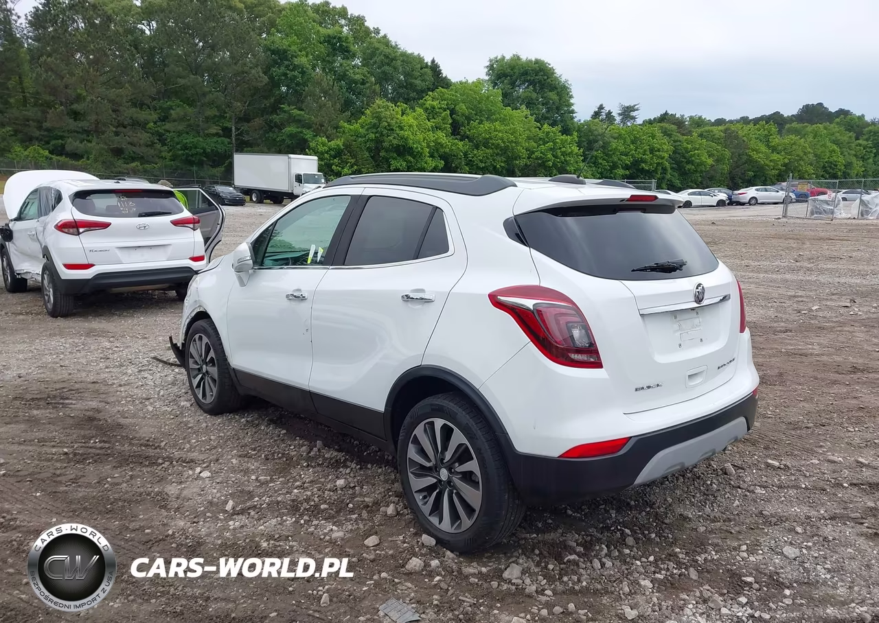 2018 Buick Encore Essence VIN:KL4CJCSBXJB527117 - 3