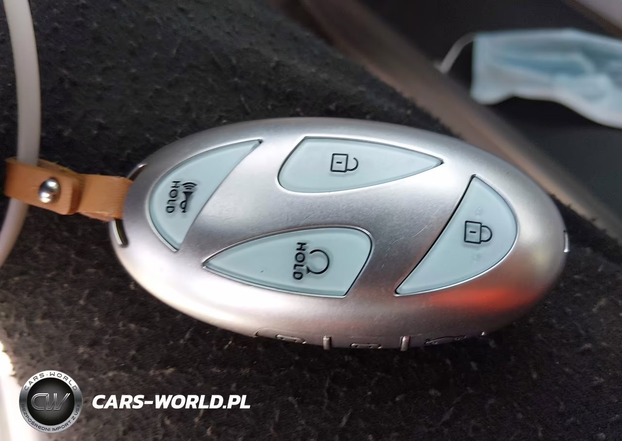 2025 Hyundai Ioniq 6 Limited VIN:KMHM54AC5SA089897 - 11