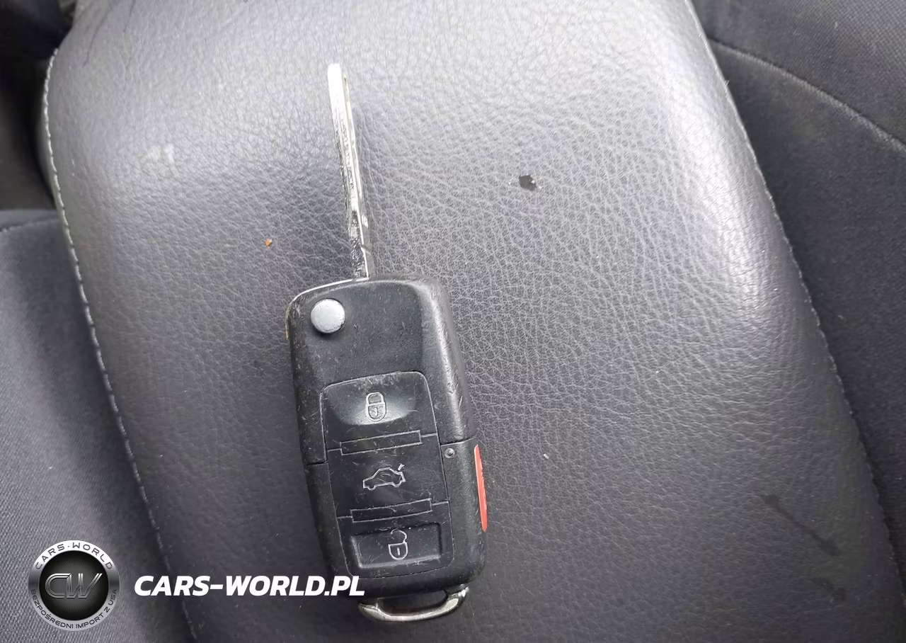2008 Volkswagen Jetta S VIN:3VWJM71K28M110815 - 11