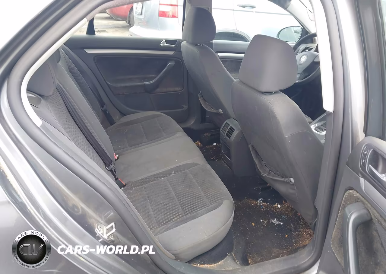 2008 Volkswagen Jetta S VIN:3VWJM71K28M110815 - 8