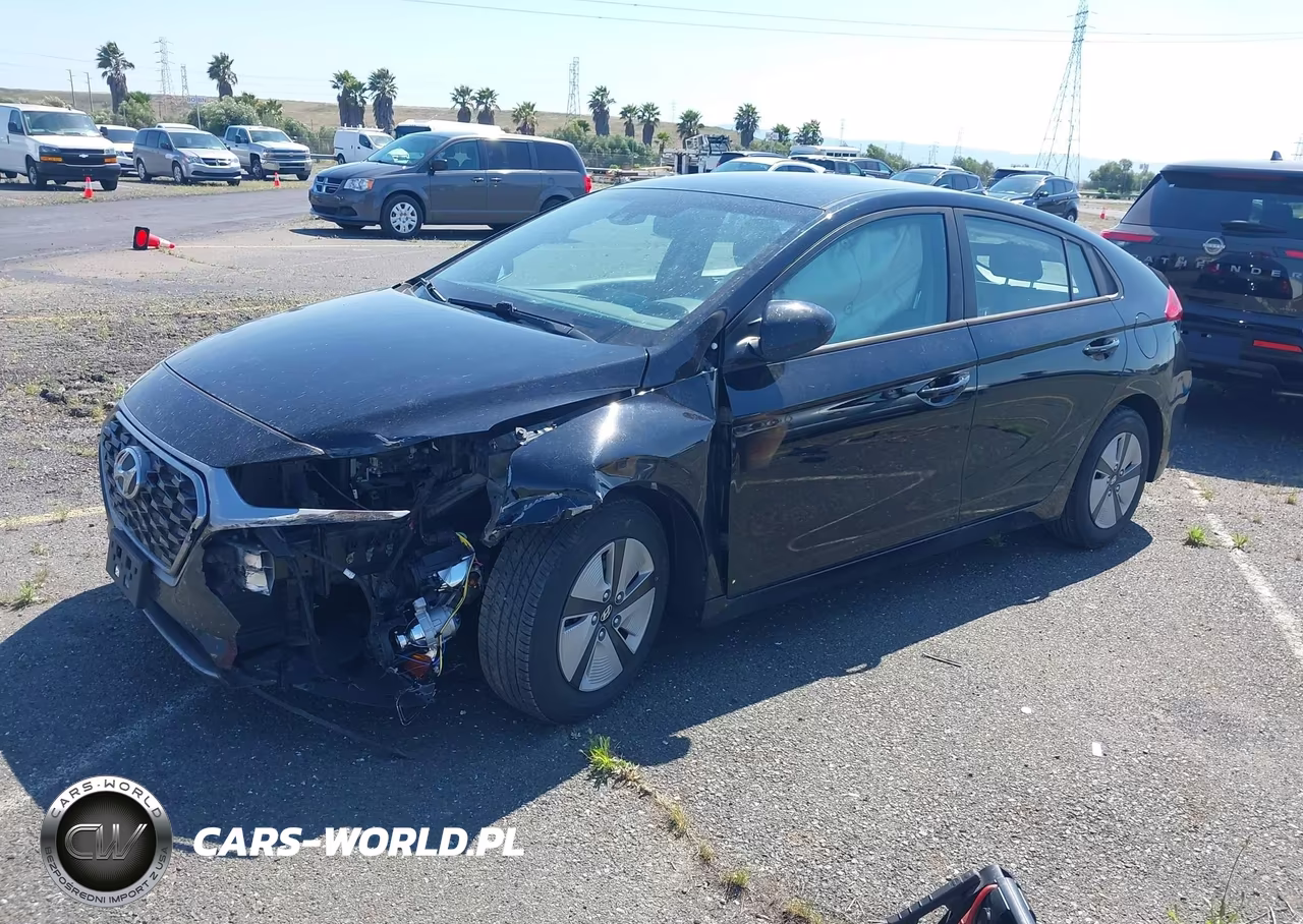 2021 Hyundai Ioniq Hybrid Blue VIN:KMHC65LC5MU245840 - 2