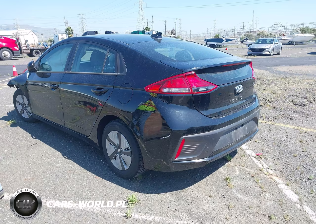 2021 Hyundai Ioniq Hybrid Blue VIN:KMHC65LC5MU245840 - 3