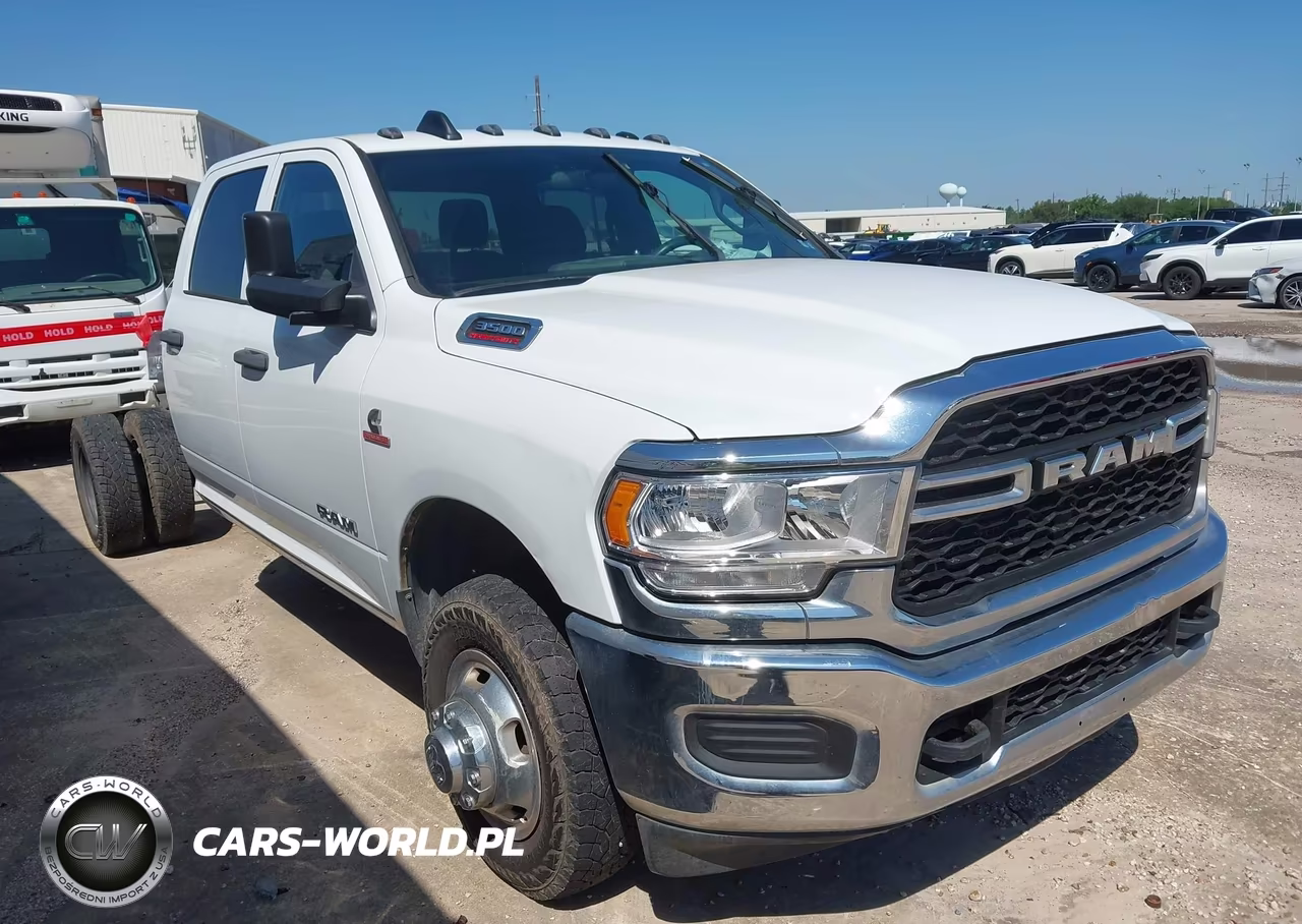 2022 Ram 3500 Chassis Tradesman-Slt-Laramie-Limited – zdjęcie 1 z 17
