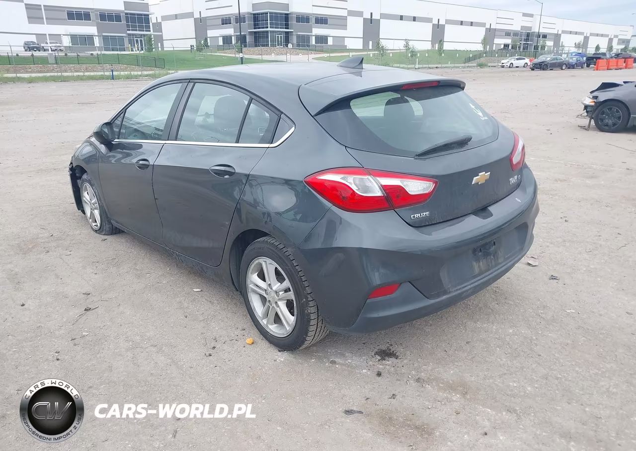 2018 Chevrolet Cruze Lt Auto VIN:3G1BE6SM6JS633571 - 3