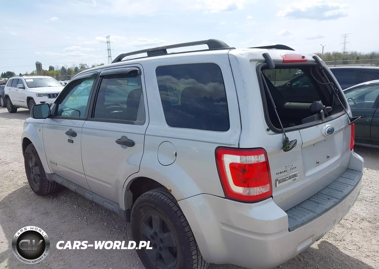 2008 Ford Escape Xlt VIN:1FMCU03128KA13916 - 3