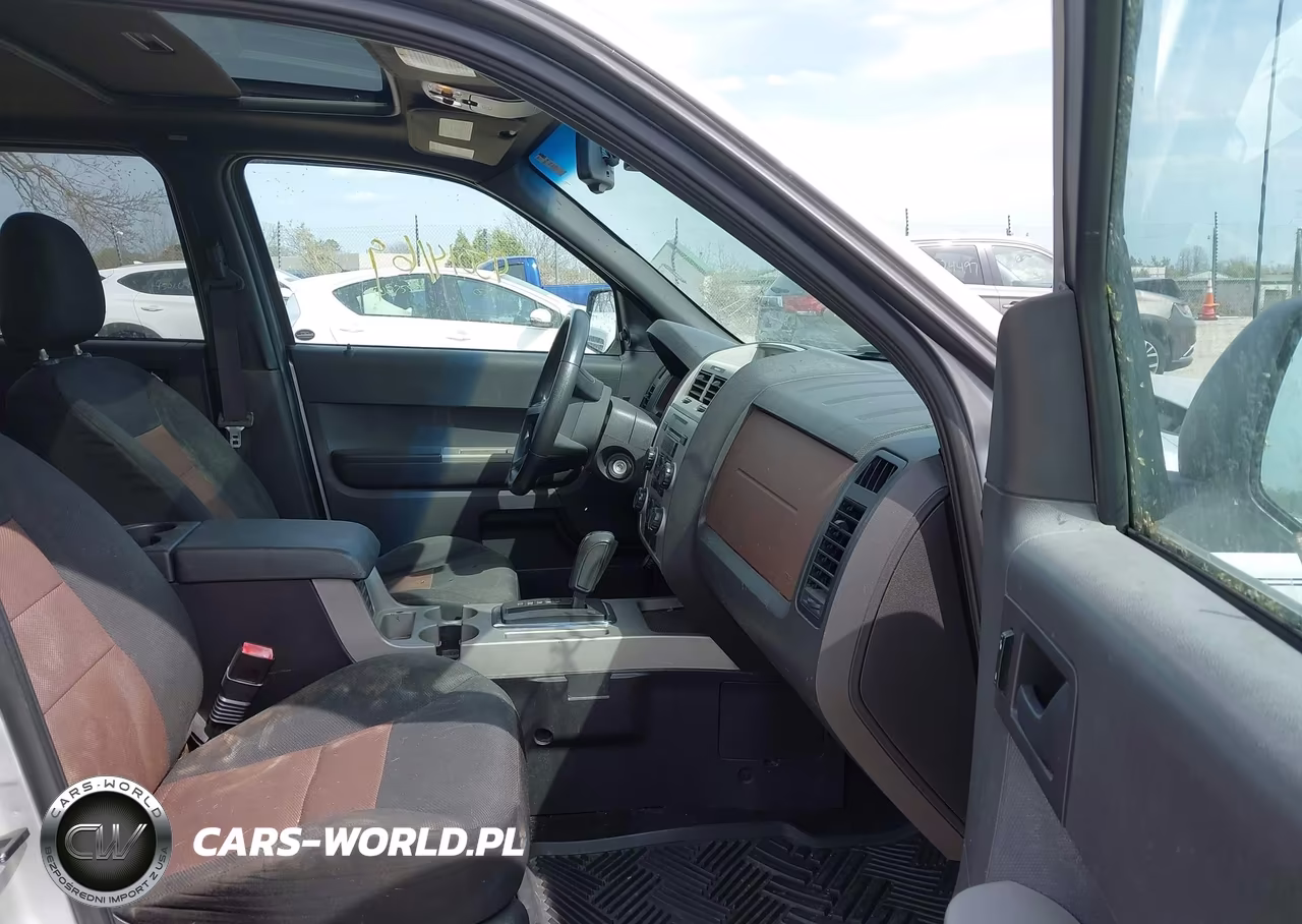 2008 Ford Escape Xlt VIN:1FMCU03128KA13916 - 5