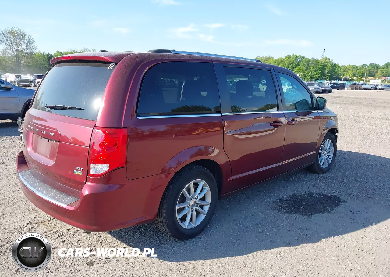 2019 Dodge Grand Caravan Sxt VIN:2C4RDGCG4KR761619 - 4