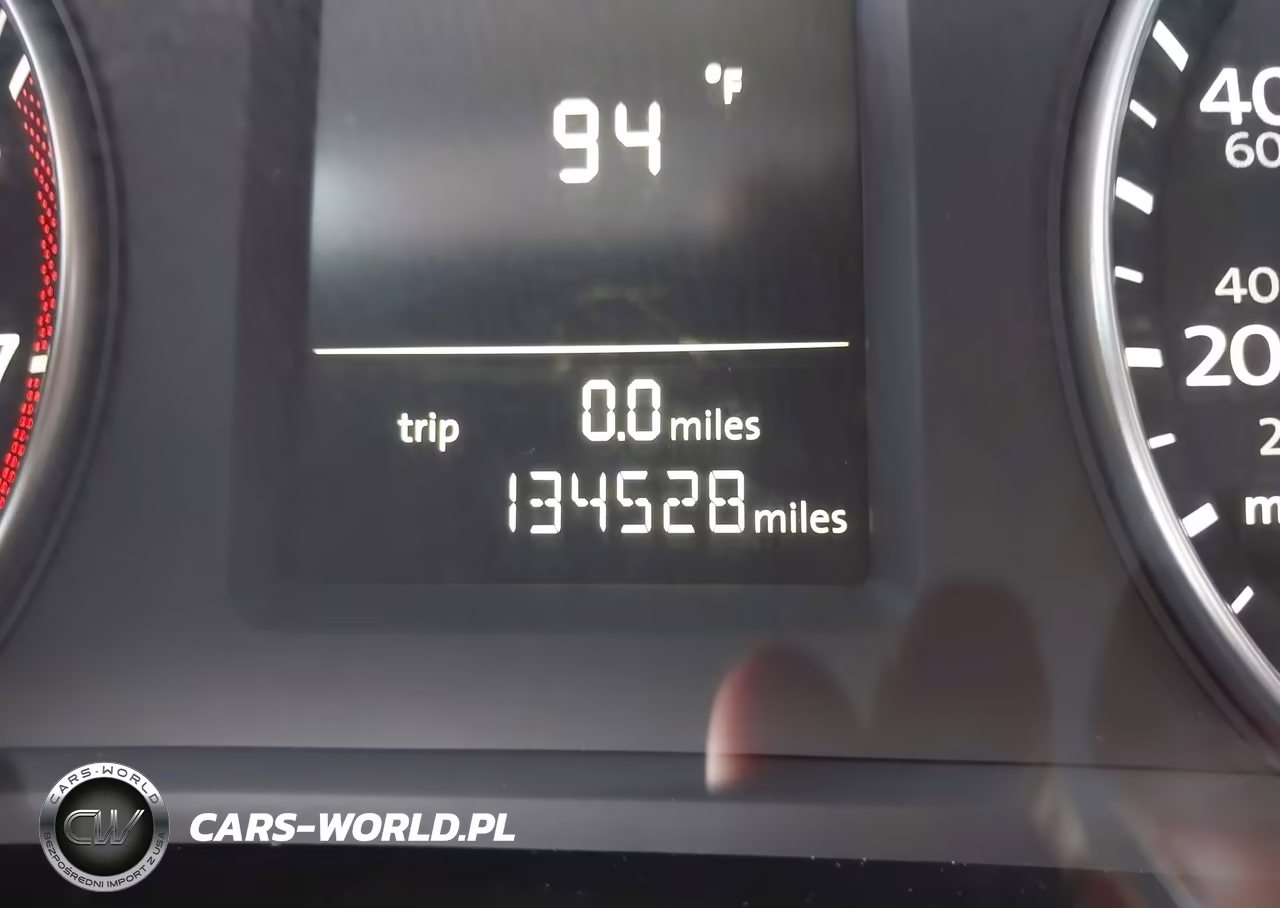 2015 Volkswagen Passat 1.8T Wolfsburg Edition VIN:1VWAT7A32FC043725 - 16