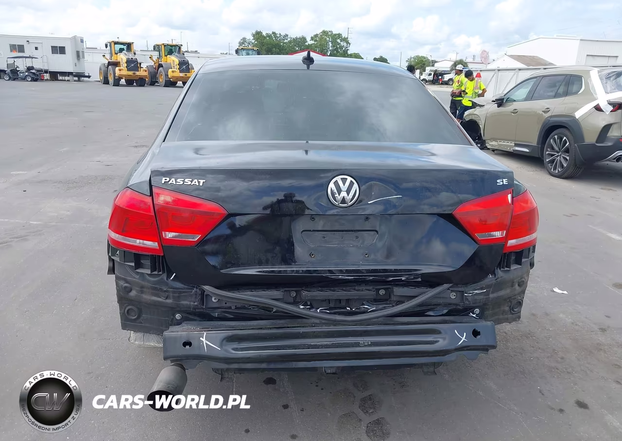 2015 Volkswagen Passat 1.8T Wolfsburg Edition VIN:1VWAT7A32FC043725 - 6