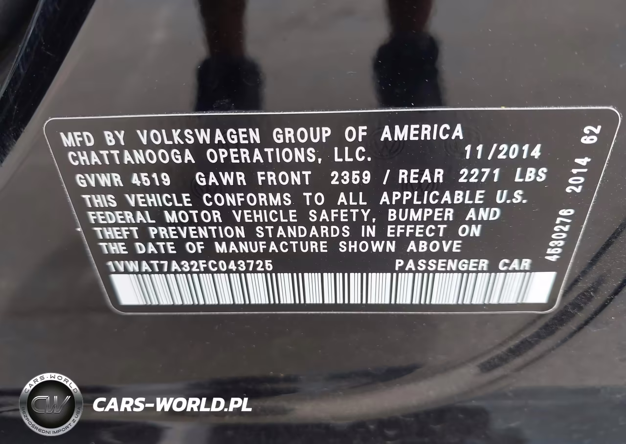 2015 Volkswagen Passat 1.8T Wolfsburg Edition VIN:1VWAT7A32FC043725 - 9