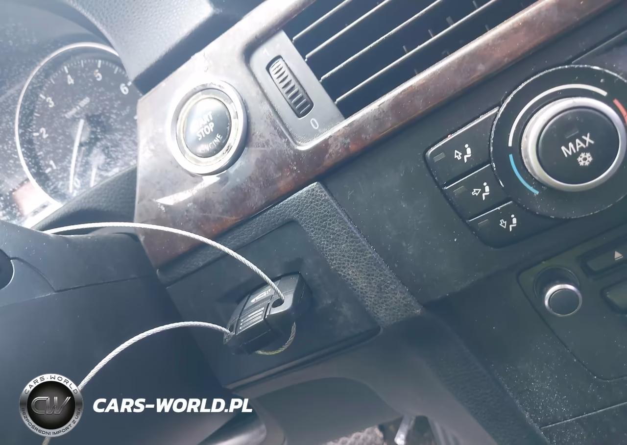 2011 BMW 328I VIN:WBAPH5G53BNM71617 - 11