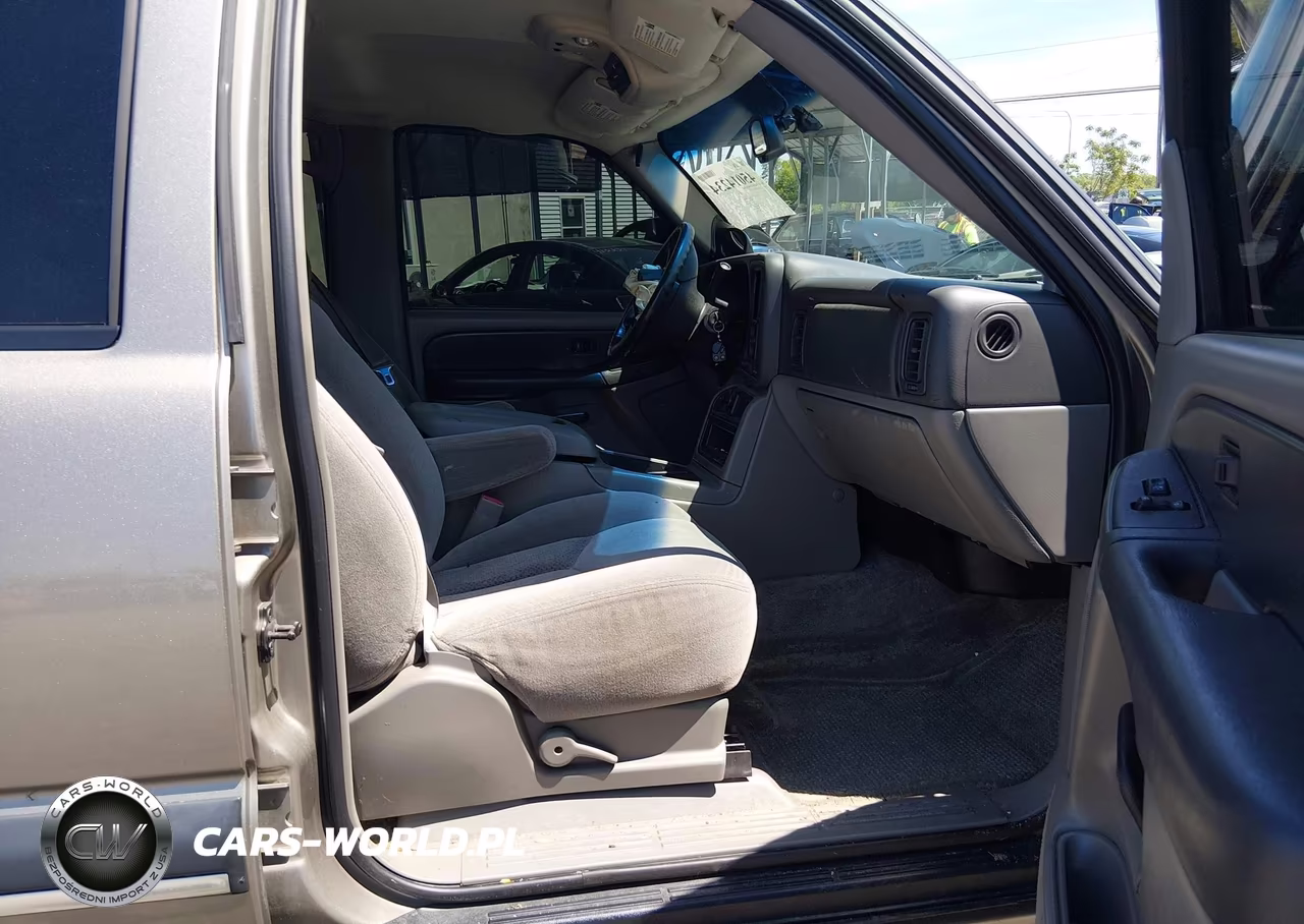 2003 Chevrolet Tahoe Ls VIN:1GNEK13Z33J307913 - 5