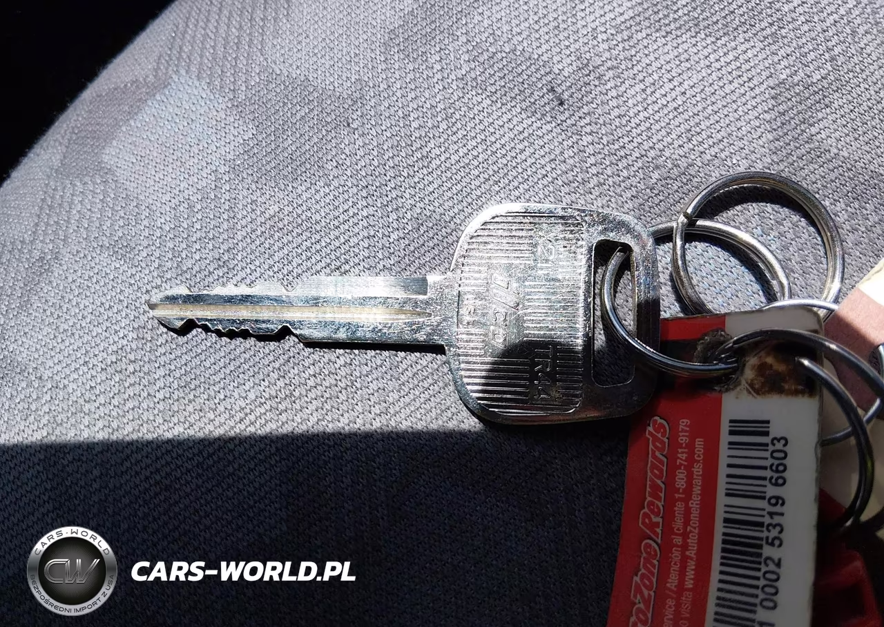 2000 Toyota Echo VIN:JTDAT1239Y0057141 - 11