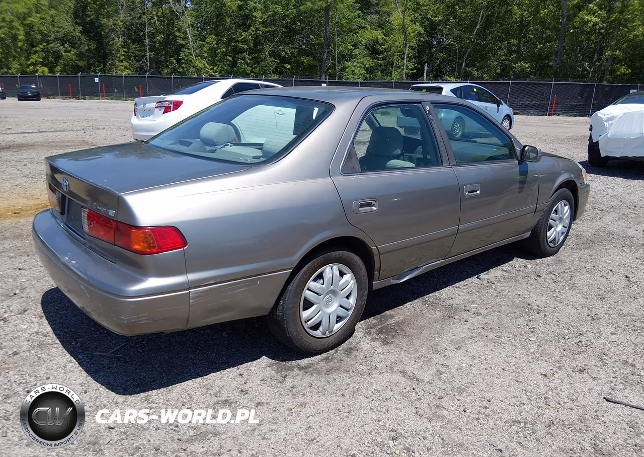 2001 Toyota Camry Le VIN:4T1BG22KX1U067628 - 4