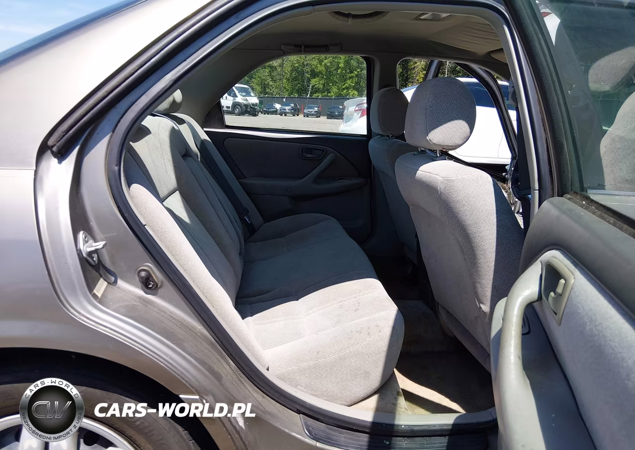 2001 Toyota Camry Le VIN:4T1BG22KX1U067628 - 8