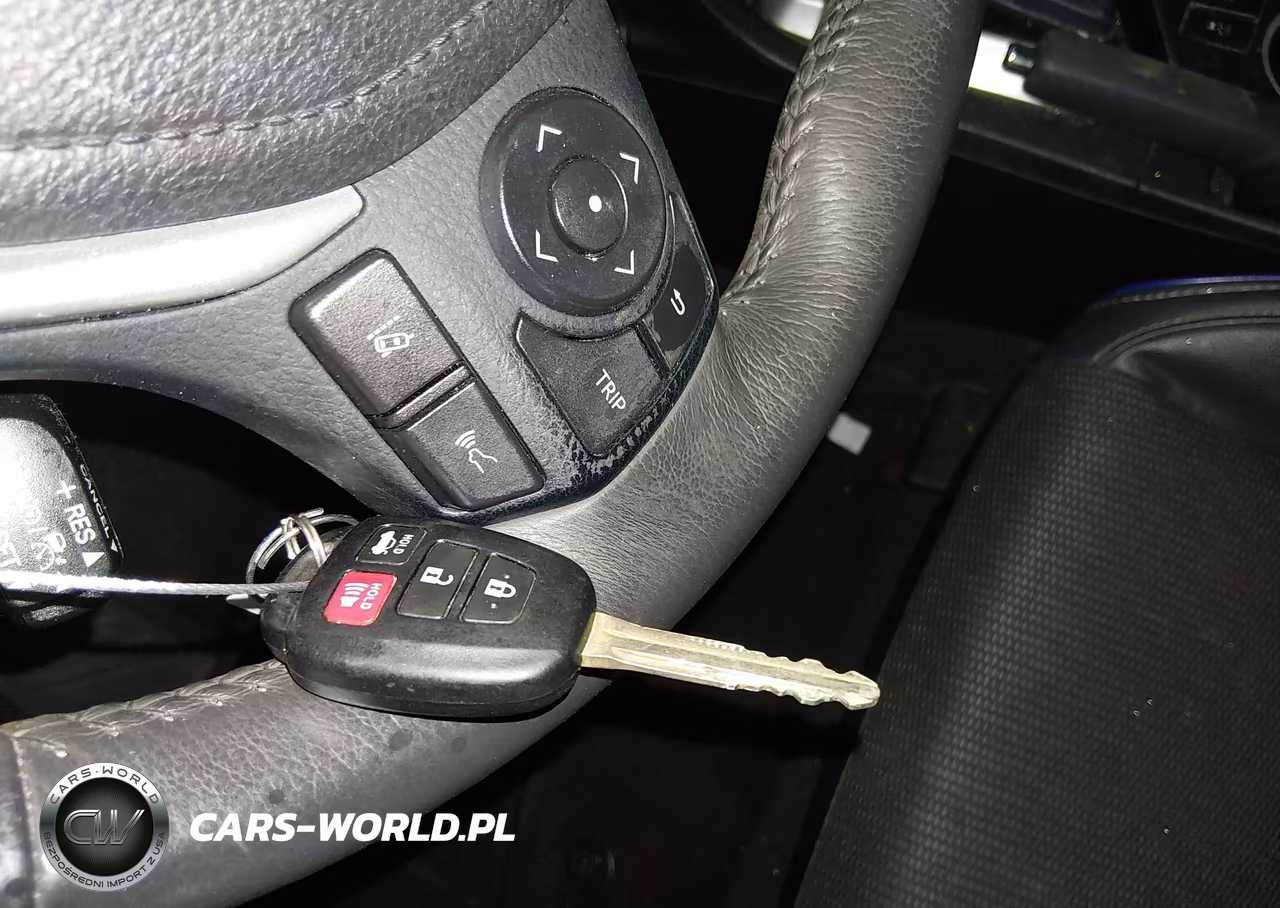 2017 Toyota Corolla Se VIN:5YFBURHE6HP728716 - 11