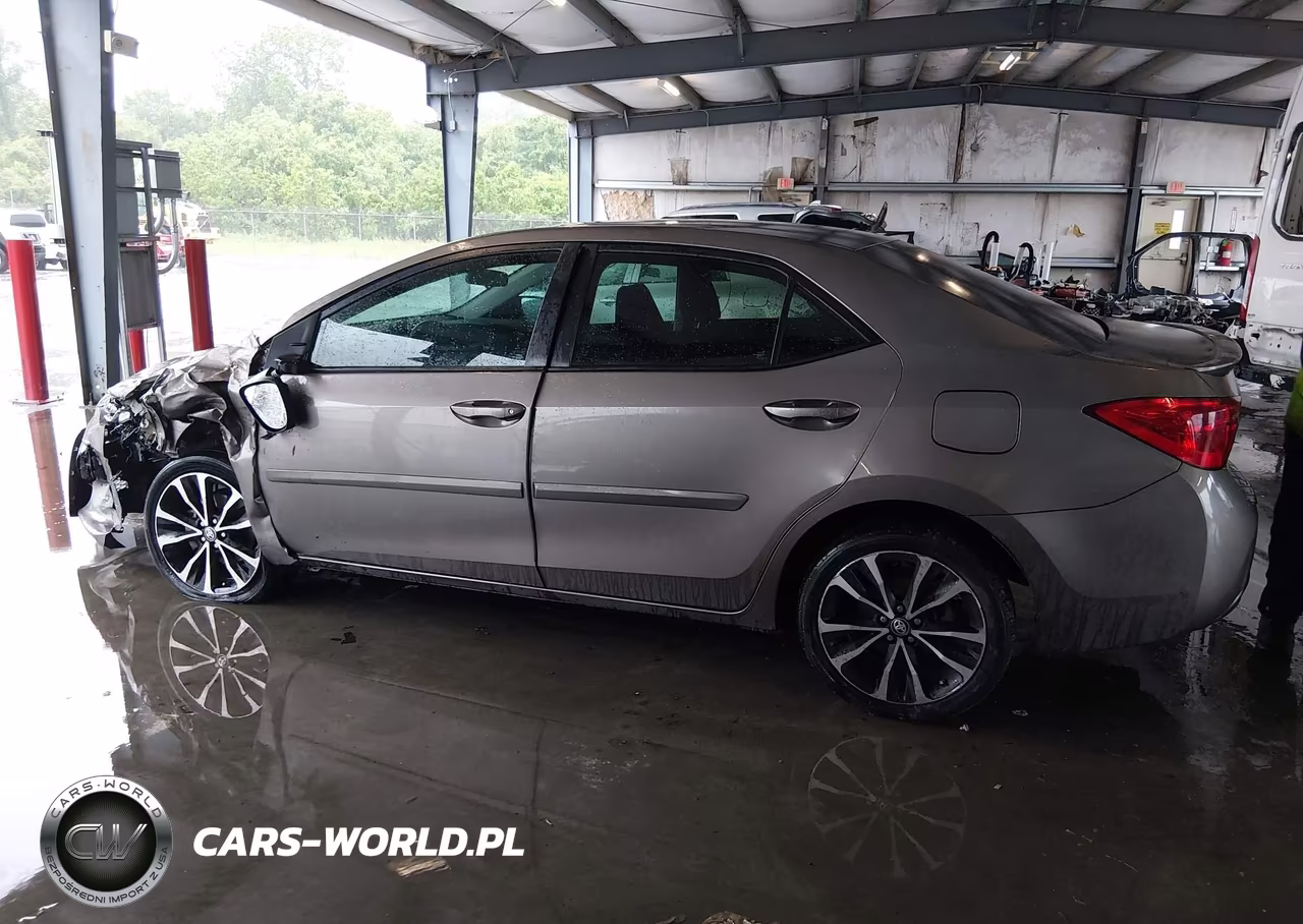 2017 Toyota Corolla Se VIN:5YFBURHE6HP728716 - 14