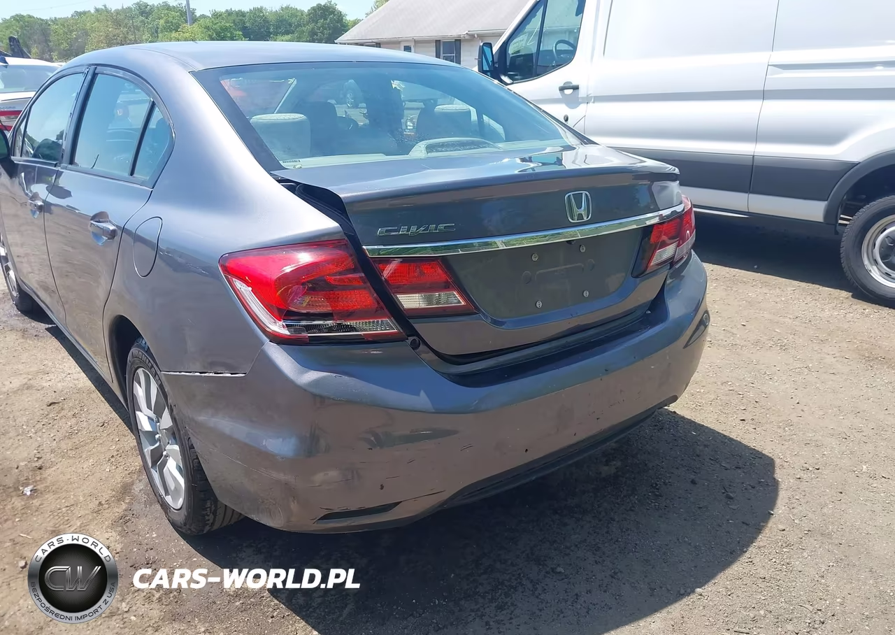 2015 HONDA CIVIC LX VIN:19XFB2F55FE233052 - 6