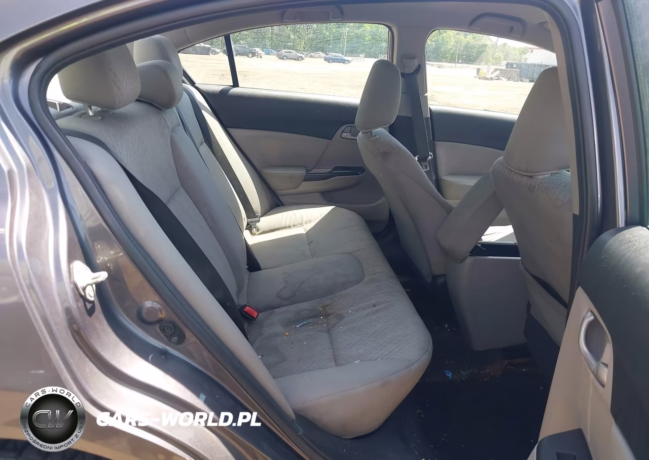 2015 HONDA CIVIC LX VIN:19XFB2F55FE233052 - 8
