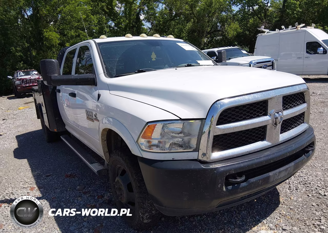 2018 Ram 3500 Chassis Tradesman-Slt-Laramie VIN:3C7WRTCL6JG286962 - 12