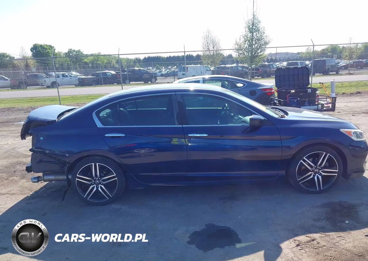 2016 Honda Accord Sport VIN:1HGCR2F58GA194252 - 13