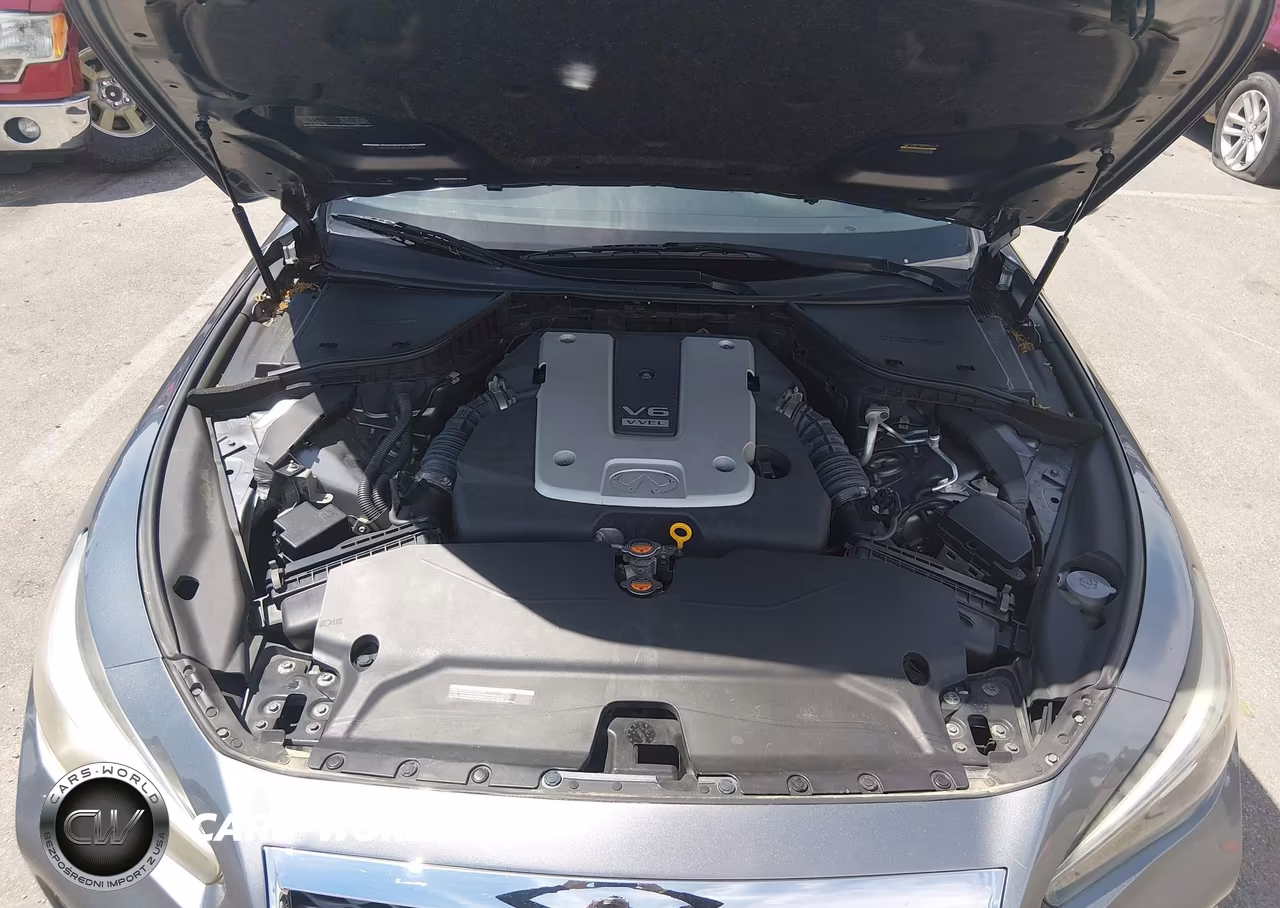 2014 Infiniti Q50 Sport VIN:JN1BV7ARXEM705939 - 10