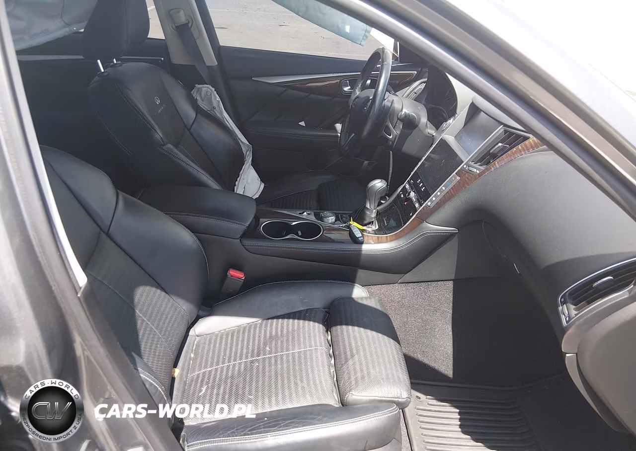 2014 Infiniti Q50 Sport VIN:JN1BV7ARXEM705939 - 5