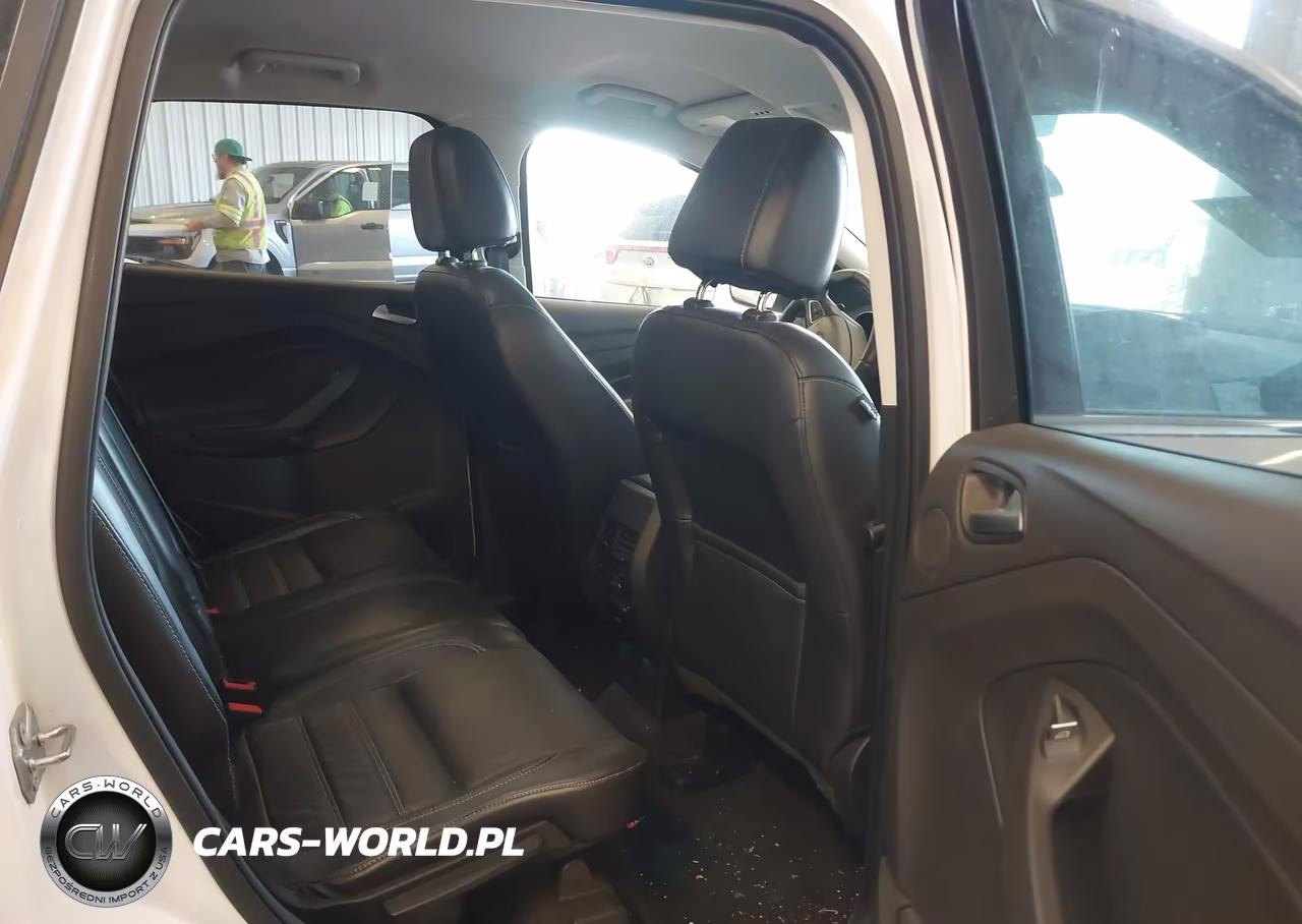 2017 Ford Escape Titanium VIN:1FMCU9J92HUE06445 - 8