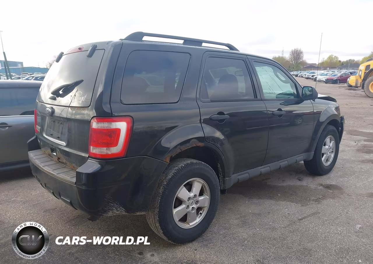 2011 Ford Escape Xlt VIN:1FMCU0D79BKC22645 - 4