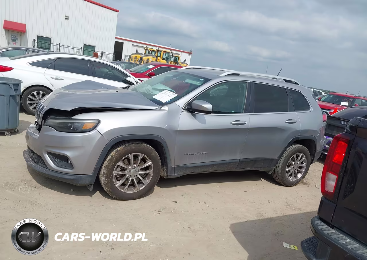 2019 Jeep Cherokee Latitude Plus Fwd VIN:1C4PJLLB6KD154749 - 15