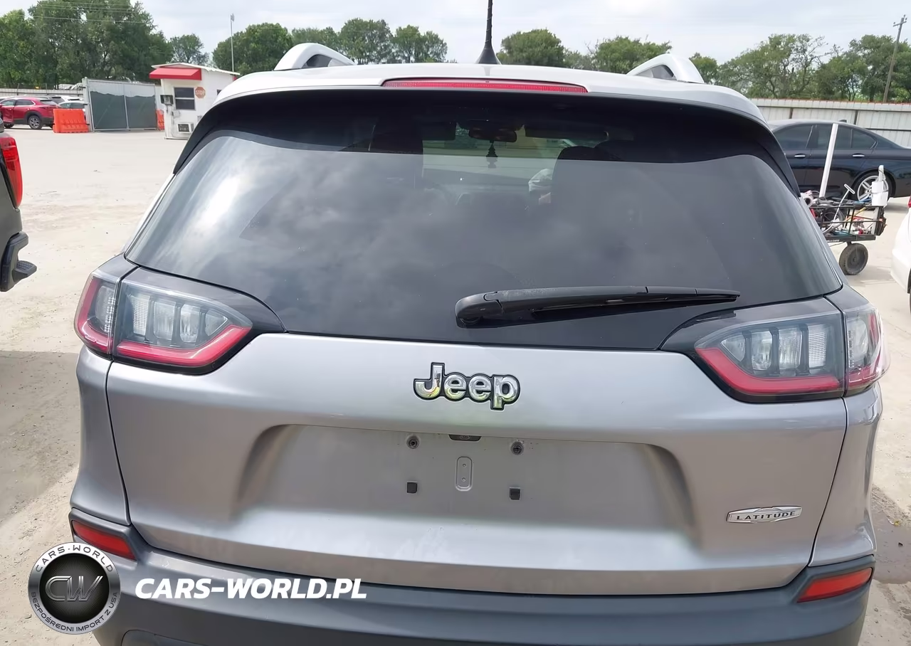 2019 Jeep Cherokee Latitude Plus Fwd VIN:1C4PJLLB6KD154749 - 17