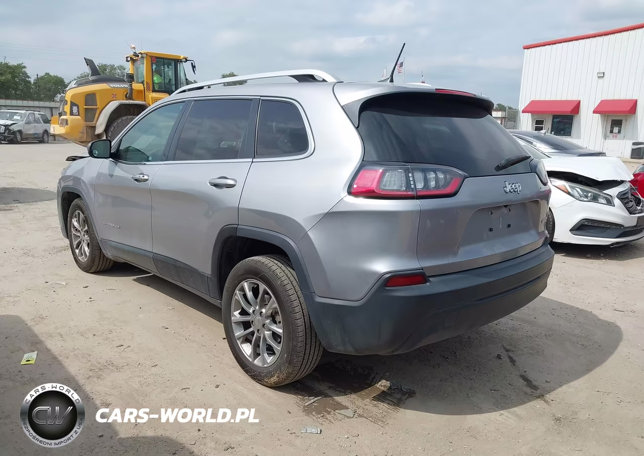 2019 Jeep Cherokee Latitude Plus Fwd VIN:1C4PJLLB6KD154749 - 3
