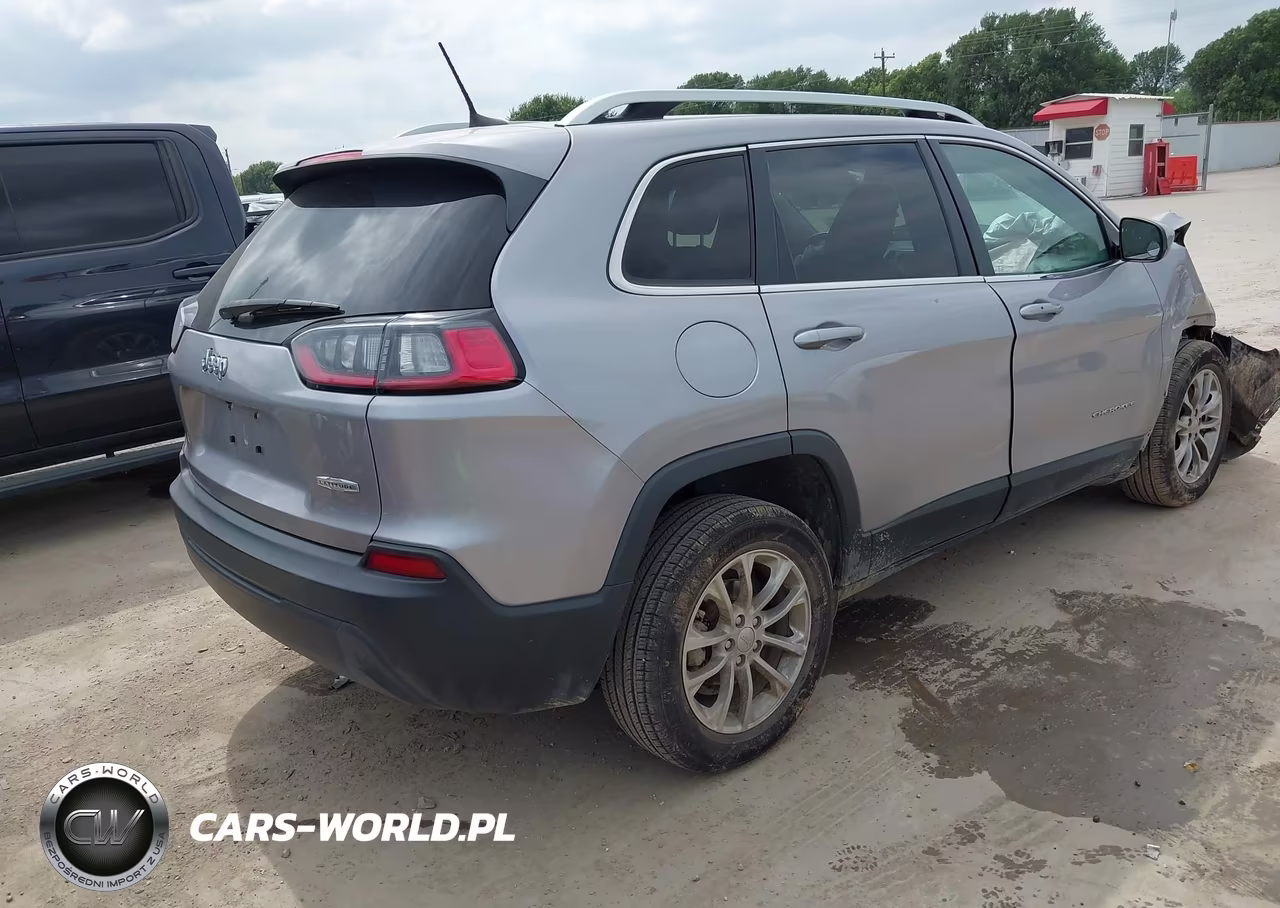 2019 Jeep Cherokee Latitude Plus Fwd VIN:1C4PJLLB6KD154749 - 4
