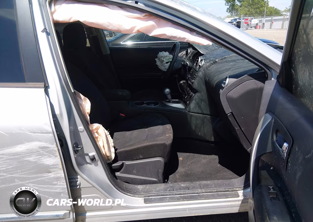 2014 Nissan Rogue Select S VIN:JN8AS5MT8EW613055 - 5