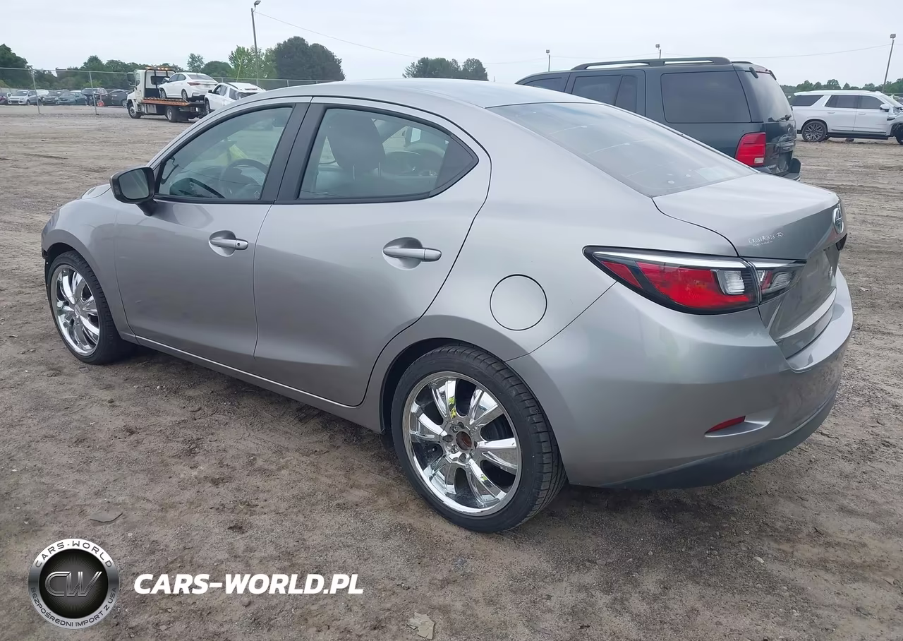 2016 Scion Ia VIN:3MYDLBZV2GY128552 - 3