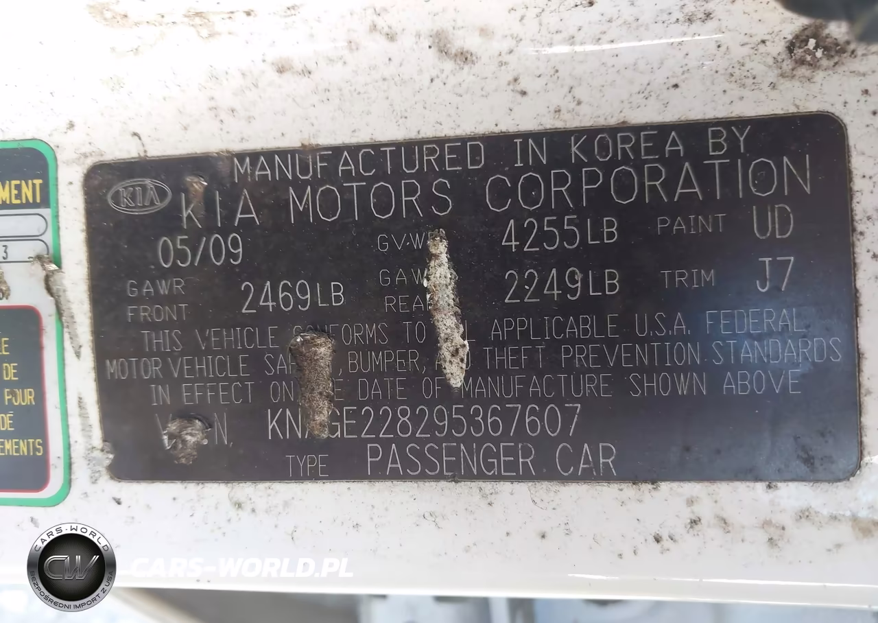 2009 Kia Optima Lx VIN:KNAGE228295367607 - 9