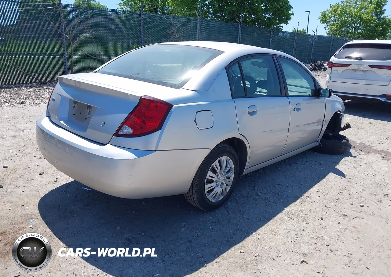 2005 Saturn Ion 2 VIN:1G8AJ52F05Z102928 - 4