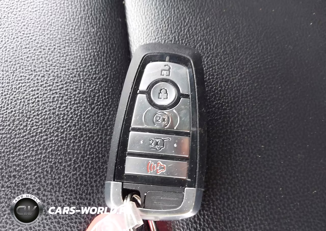 2021 Ford Explorer Xlt VIN:1FMSK8DH2MGA03881 - 11