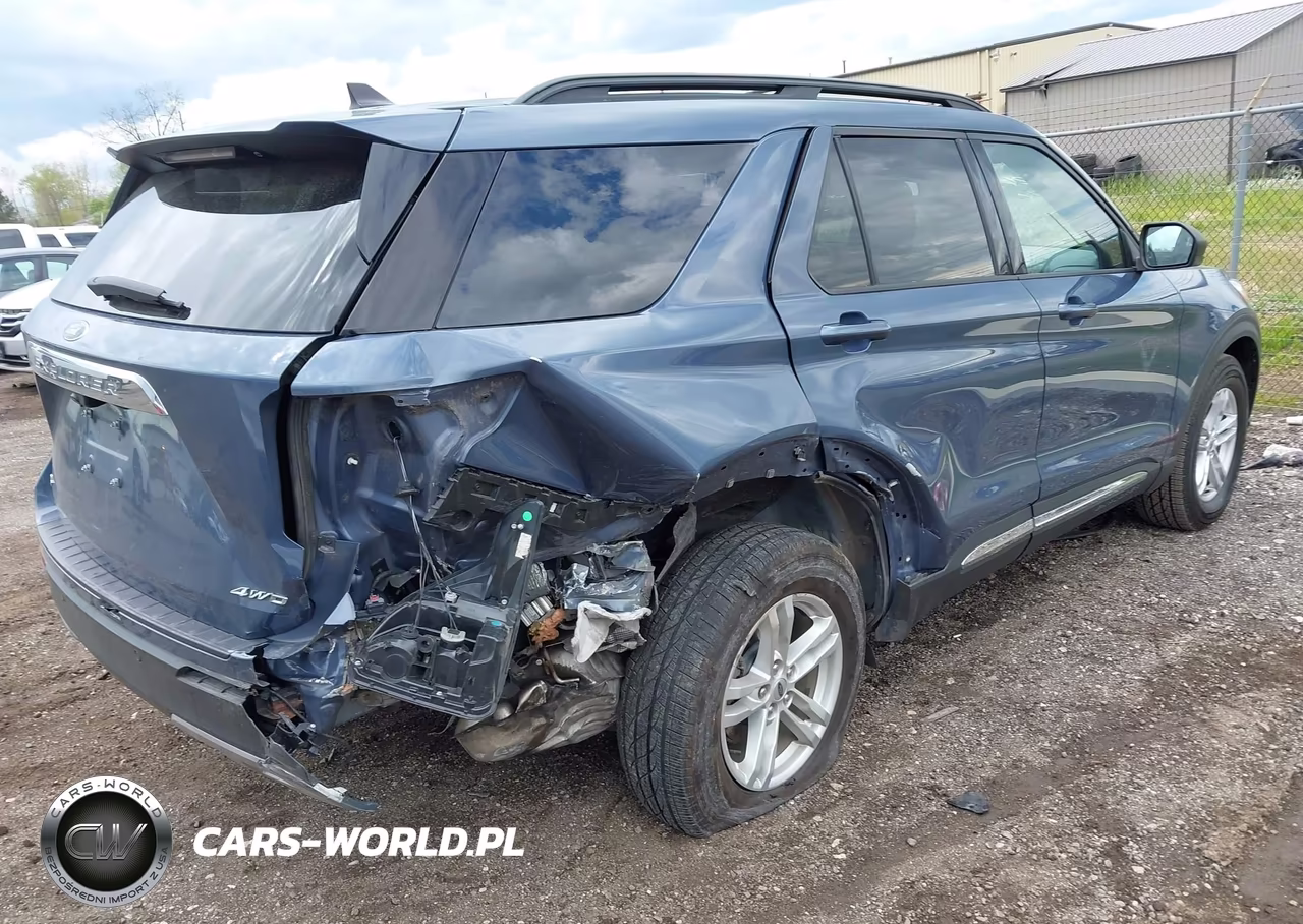 2021 Ford Explorer Xlt VIN:1FMSK8DH2MGA03881 - 4