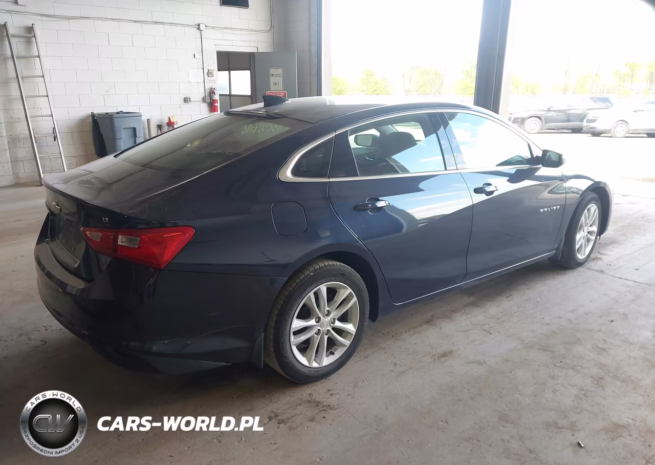 2018 Chevrolet Malibu Lt VIN:1G1ZD5ST2JF166527 - 4