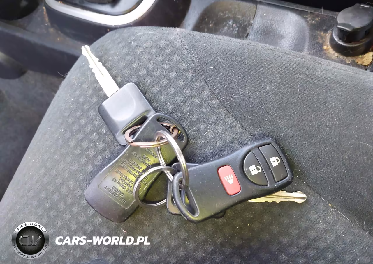 2012 Nissan Versa 1.8 S VIN:3N1BC1CP4CK229649 - 11