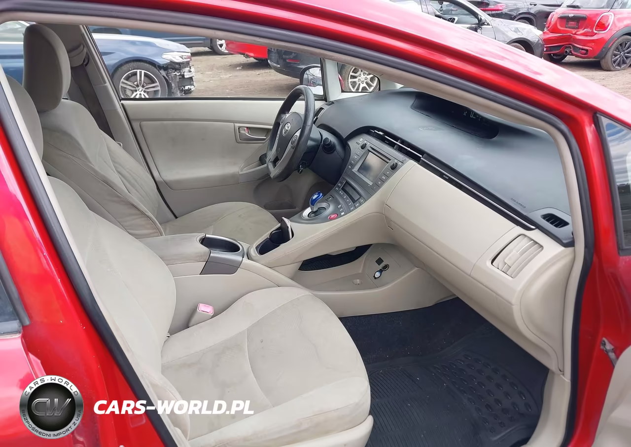 2012 Toyota Prius Two VIN:JTDKN3DU1C1602171 - 5
