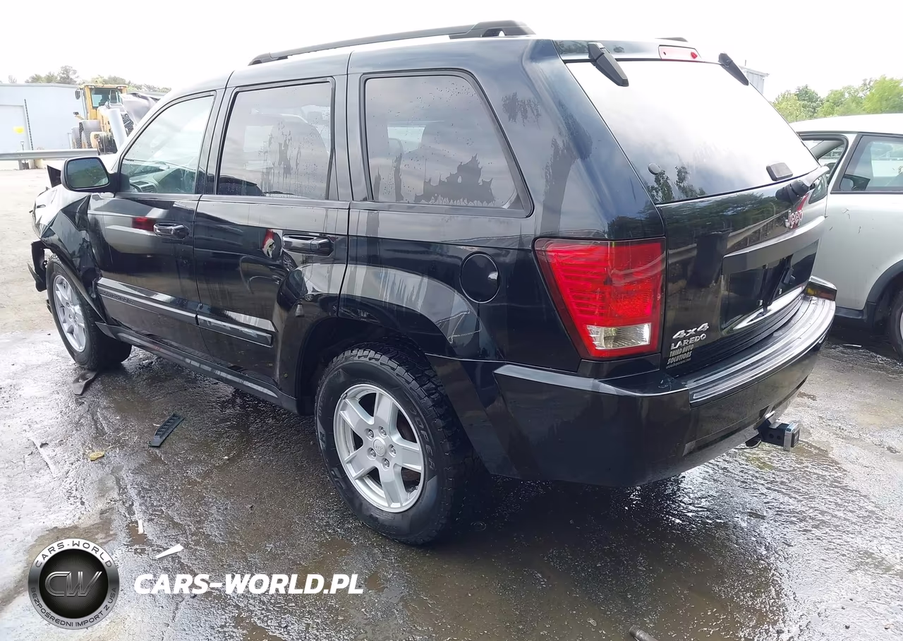2007 Jeep Grand Cherokee Laredo VIN:1J8GR48K87C617729 - 3