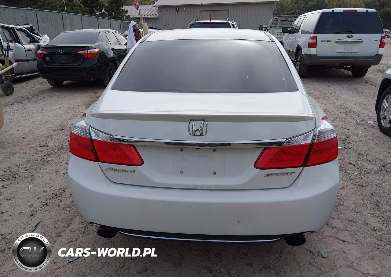 2015 Honda Accord Sport VIN:1HGCR2F52FA093769 - 16