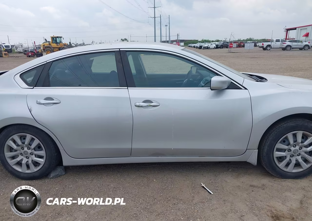 2017 Nissan Altima 2.5 S VIN:1N4AL3AP1HC497522 - 12